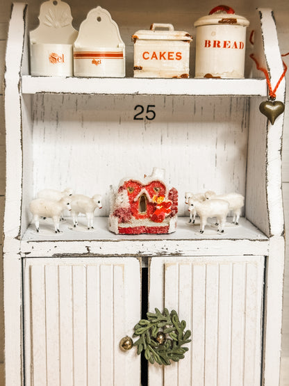 Miniature Set of Putz Sheep