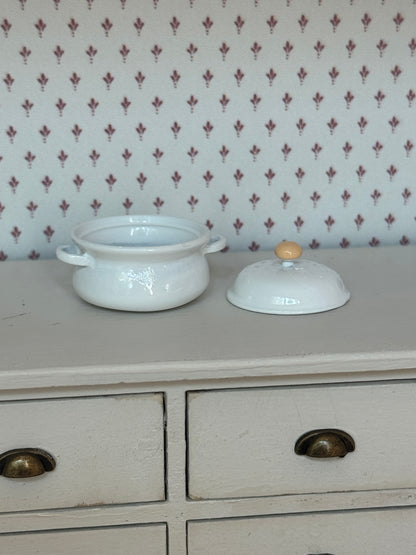 White Metal Cook Pot