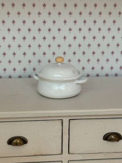 White Metal Cook Pot